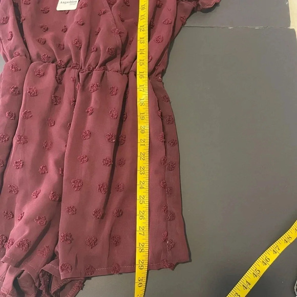 Angashion Maroon V-neck Polka Dot Romper Size Small - Picture 9 of 11